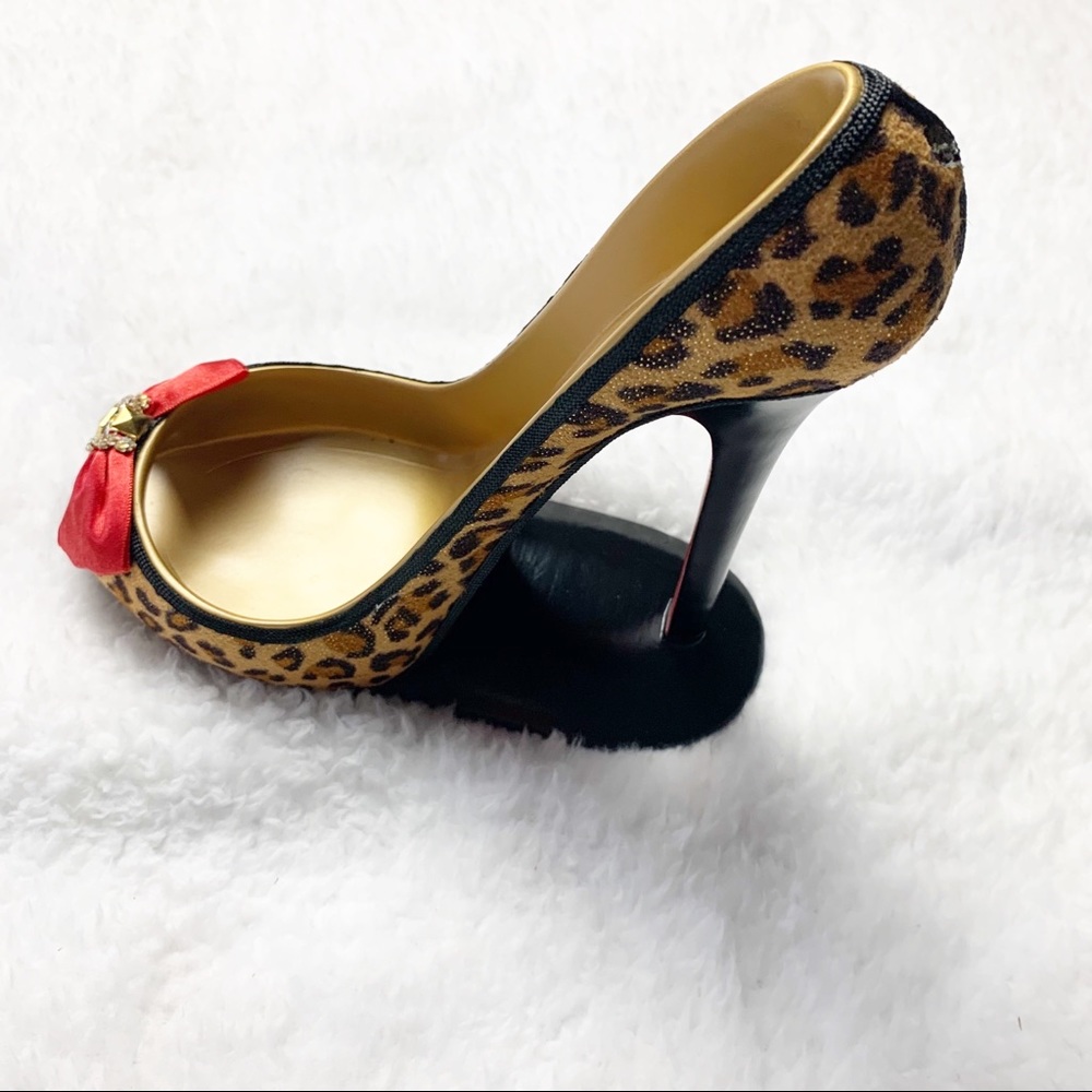WINE BOTTLE CADDY High Heel in Leopard Design ❤️🖤